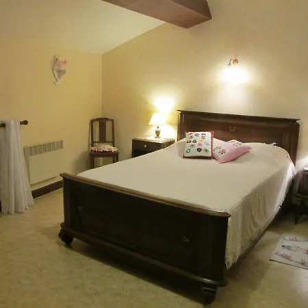 Maison Cosy Avec Terrasse, 3 Chambres, Wifi, Animaux Acceptes, Ideal Pour Familles En Meuse - Fr-1-585-2 *