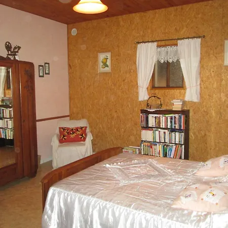 Maison Cosy Avec Terrasse, 3 Chambres, Wifi, Animaux Acceptes, Ideal Pour Familles En Meuse - Fr-1-585-2 * Breheville